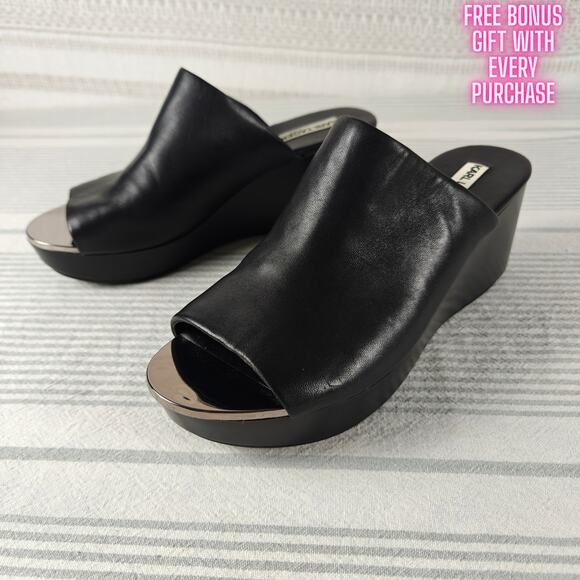 Karl Lagerfeld Lyric Black Leather Wedge Mules Size 7.5 New Comfy Slip On - Picture 1 of 11